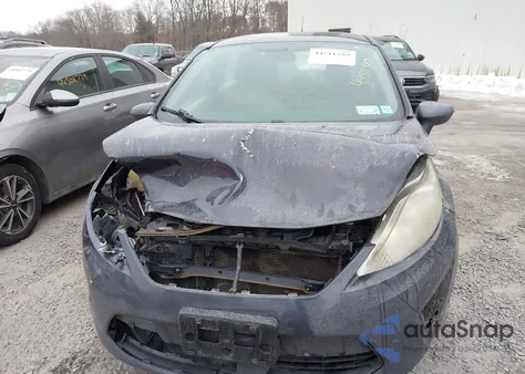 2013 Ford Fiesta S z USA, uszkodzony, nr VIN 3FADP4AJ8DM227103